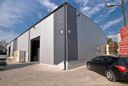 Hala przy ul. Długiej